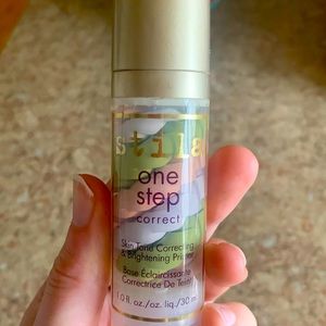 Stila one step color correct